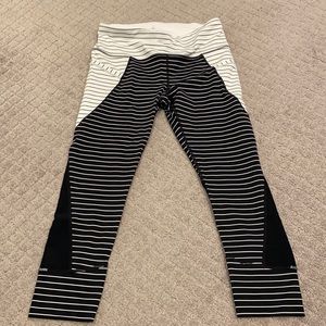 Athleta leggings size M